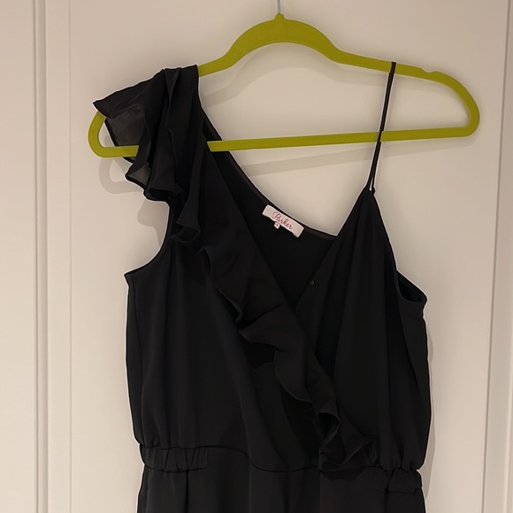 Parker NYC asymmetrical shoulder romper - Picture 2 of 7